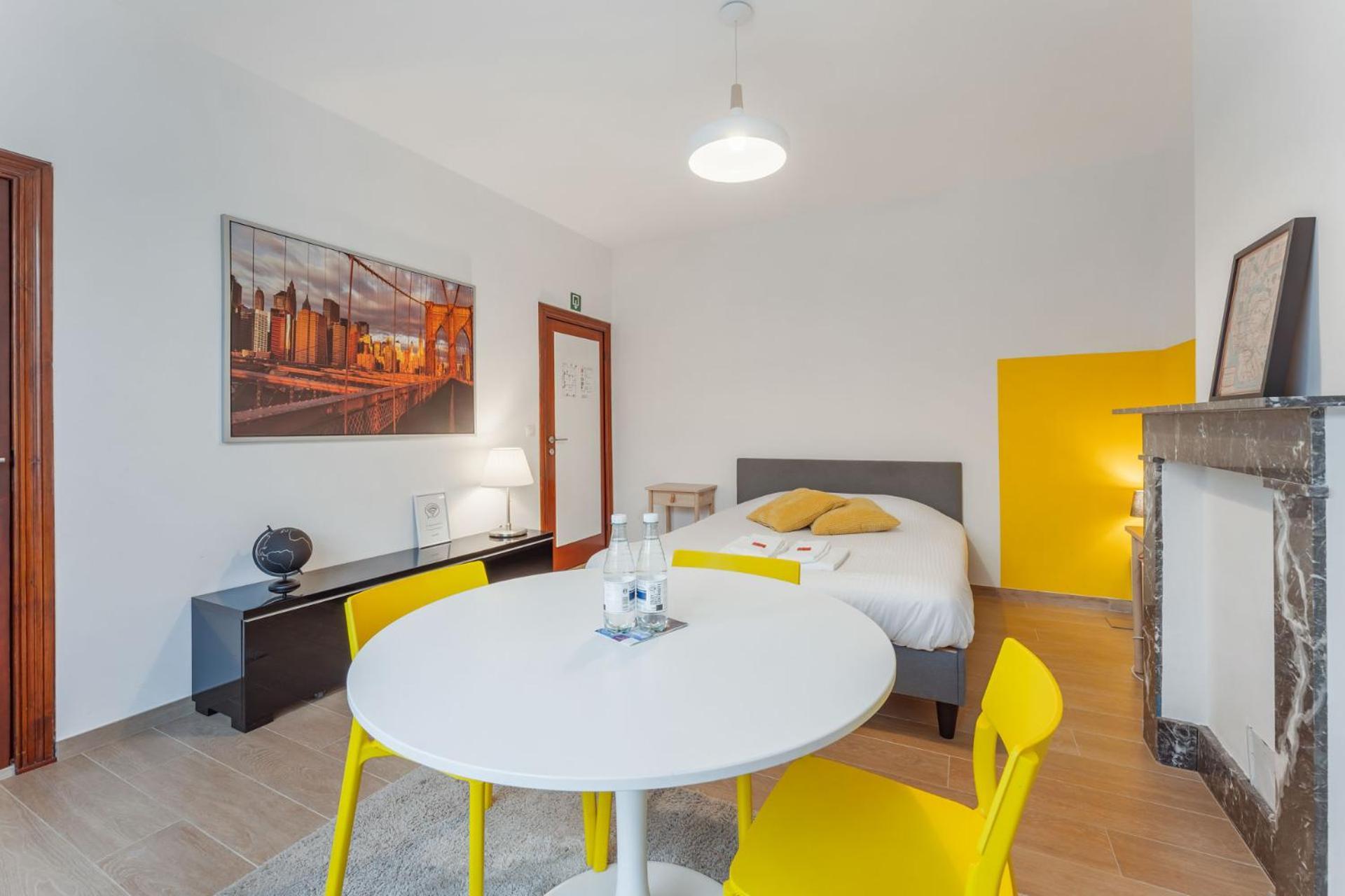General Sixty-Seven By Romy&Travis Hotel Bruges Exterior foto
